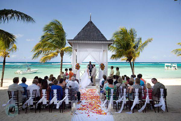 Wedding on the Horizon